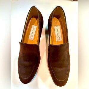 Calico Women’s Low Heel Leather Pumps